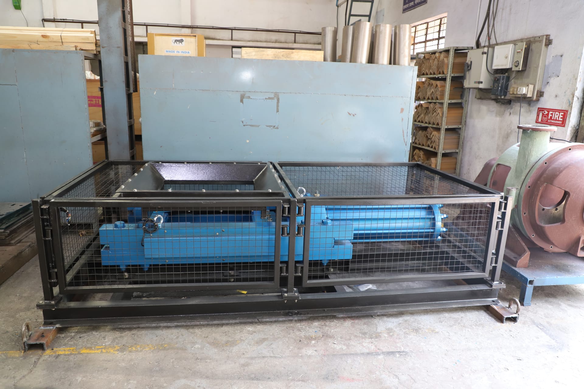 Cortador de Corda - Vista Lateral